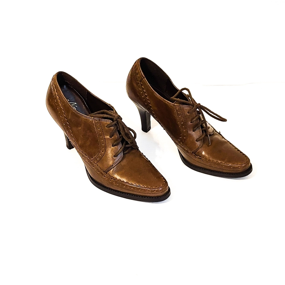 Vintage Brown Heeled LACE Up Loafers